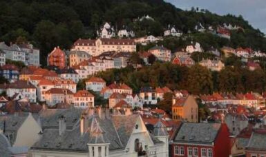 Car Hire with Debit Card at Bergen Airport