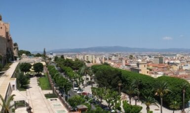 Car Hire with Debit Card at Cagliari Airport