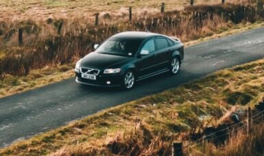 Can Someone Else Pay for My Car or Van Hire?